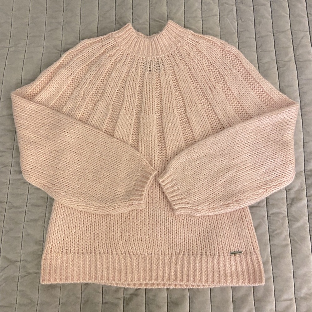 Abercrombie light pink knit mock neck sweater